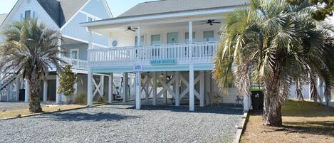 House, 4 Bedrooms | Exterior