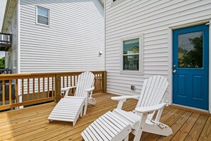 Terrace/patio - Dream Weaver 4 Bedroom Home by RedAwning (Supply)