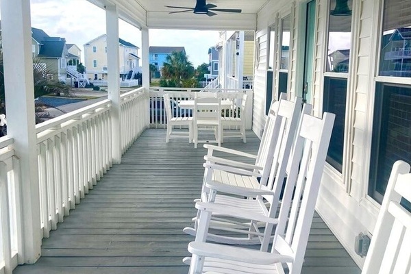 House, 4 Bedrooms | Terrace/patio