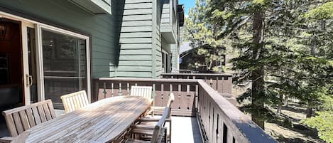 Townhome, 4 Bedrooms | Outdoor dining