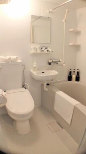 Hair dryer, towels