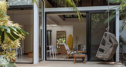 Nalu Nosara Pool Villa Flor