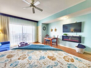 1 bedroom, iron/ironing board, free WiFi, bed sheets - ♥️Ocean & Main Strip View 🔥 Fireplace 🏝️Beach Condo🏖️Origin 805💥Free Parking (Panama City Beach)