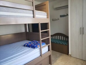 3 soverom, strykejern/-brett, wi-fi og sengetøy