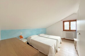 3 chambres, draps fournis