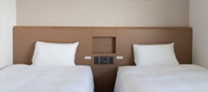 1 bedroom, desk, free WiFi, bed sheets