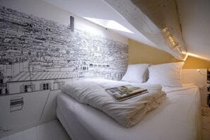 1 bedroom, in-room safe, iron/ironing board, free WiFi