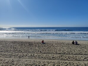 Beach nearby, sun loungers, beach towels - Carlsbad retreat min. from Tamarack Beach, The Village, Legoland, Flower Fields (Carlsbad)