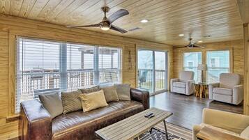 Smart TV, table football, ping pong, books