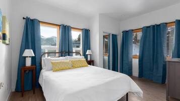 1 bedroom, memory-foam beds, blackout curtains, WiFi
