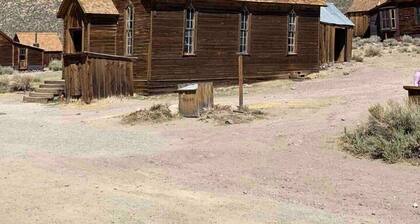 Private Garage, EV Charging By Restaurants &Shops