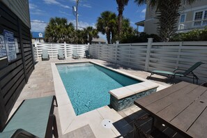 Beheizter Pool