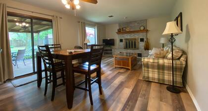 Renovated & peaceful home with bike storage and connected to Razorback Greenway