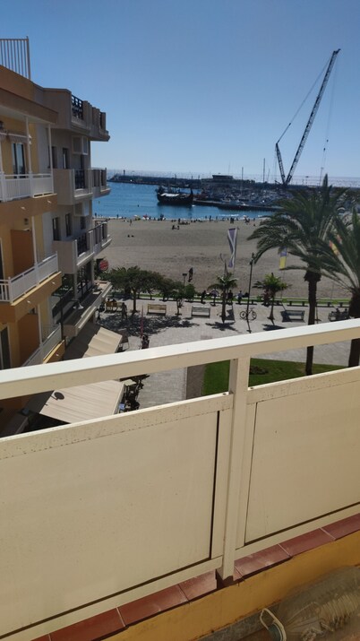 In front of the beach 