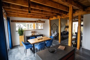 تناول الطعام