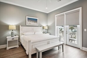 9 bedrooms, WiFi, bed sheets, wheelchair access - The Carlisle, Luxury Oceanfront Beach House with Amazing Views, Beautiful Pool Area with Hot Tub (North Myrtle Beach)