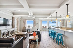 Télévision, baby-foot