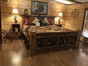 3 dormitoris, planxa i posts de planxar, wifi i roba de llit 