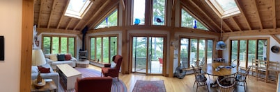 Oceanfront, water views, Overlook at Shore Haven, sleeps up to 12