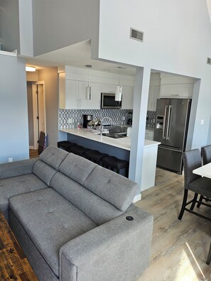 TV, fireplace, DVD player