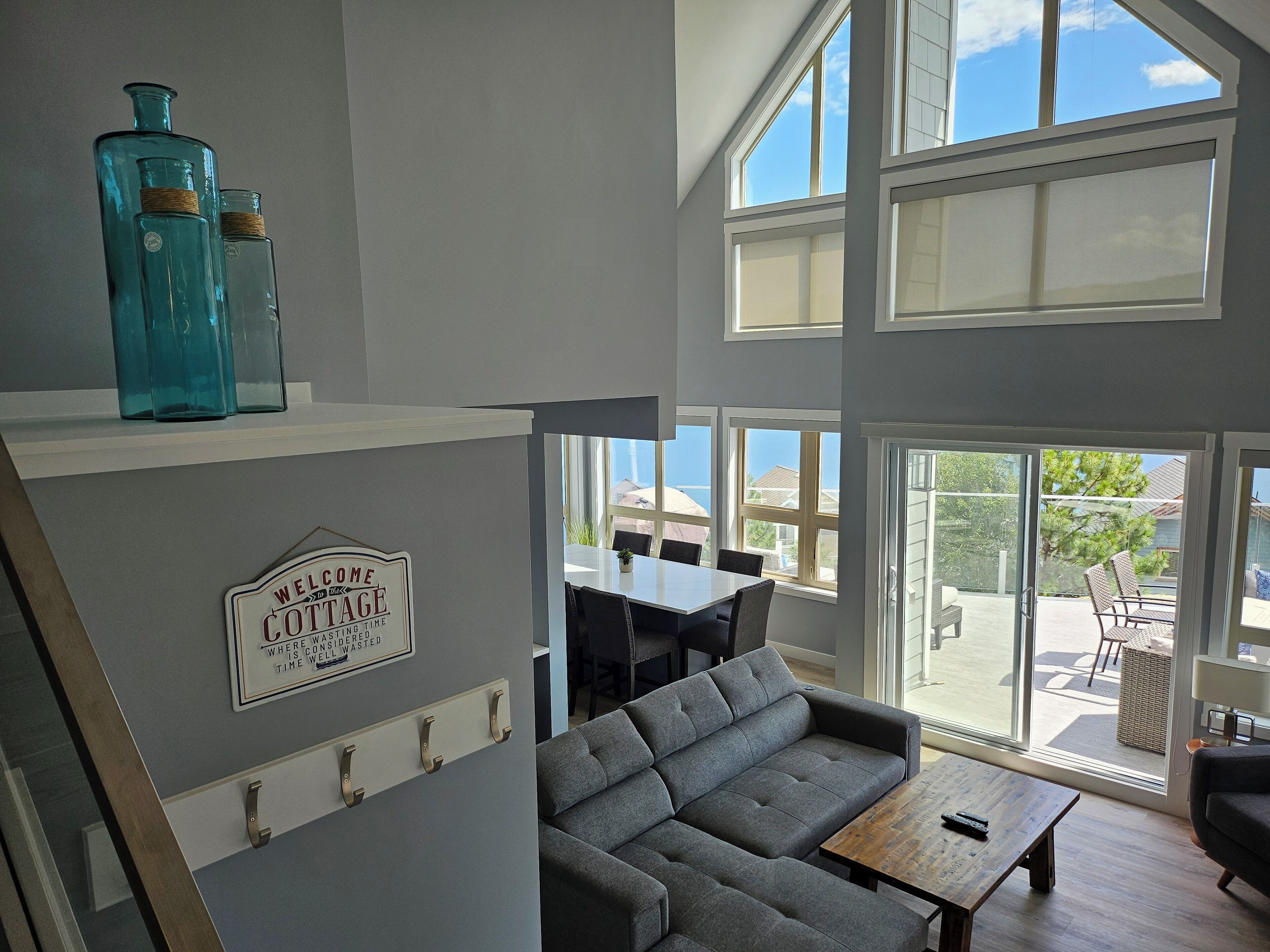 TV, fireplace, DVD player