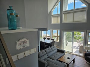 TV, fireplace, DVD player