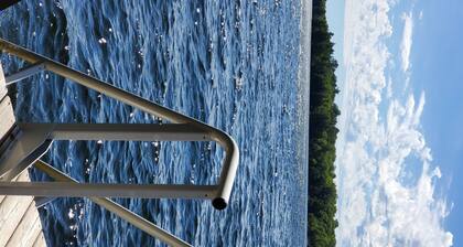 Charming Cabin at Lorimer Lakel