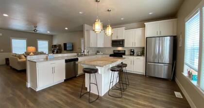 Beach inspired vacation home with new pool, hot tub & pool house for our guests!