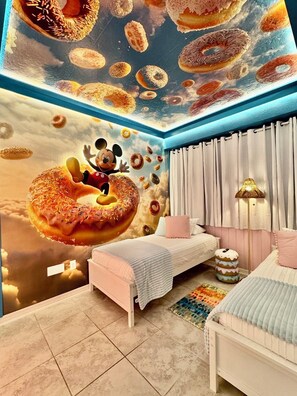 2 bedrooms, iron/ironing board, travel crib, free WiFi