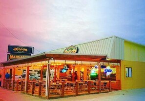 Outdoor dining - Origin 1305: Sunset-View Studio w/ Balcony! Free Fun! (Panama City Beach)