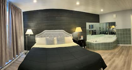 Choice Inn by the Falls