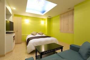 Basic Double Room, Smoking | Free WiFi, bed sheets