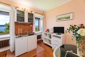 冰箱、炉灶、茶具/咖啡用具