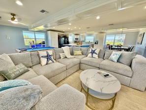 Smart TV, DVD player, books, stereo