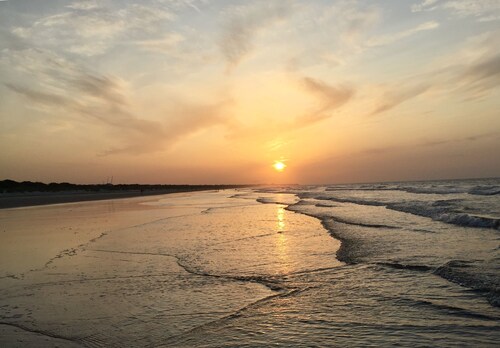 Fabulous Family 4BD Pool Rental