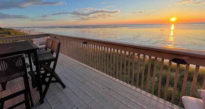 4BR Beachfront Panoramic Water Views near Cape May and Wildwood