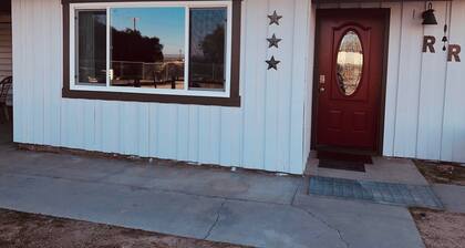 Vacation with the Horses in our Ranch House! Right off Hwy 395