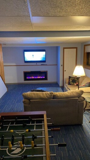 Spielezimmer
