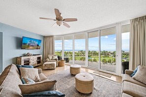 Smart TV, DVD player, ping pong, books