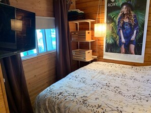 3 soverom, strykejern/-brett, reiseseng for barn og wi-fi (inkludert)