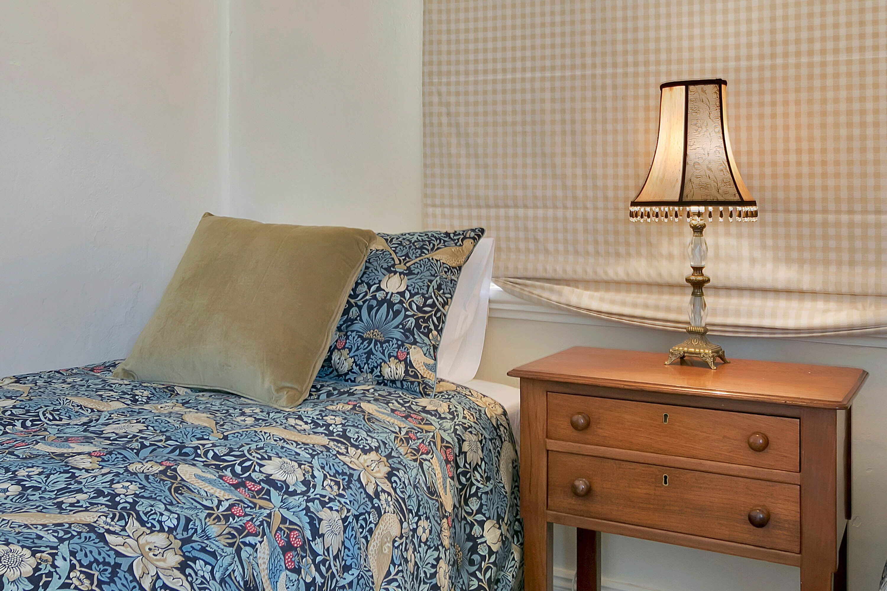 Lyndoch Grand Barossa Group Accommodation entire house Lyndoch village sleeps 14 — image 17