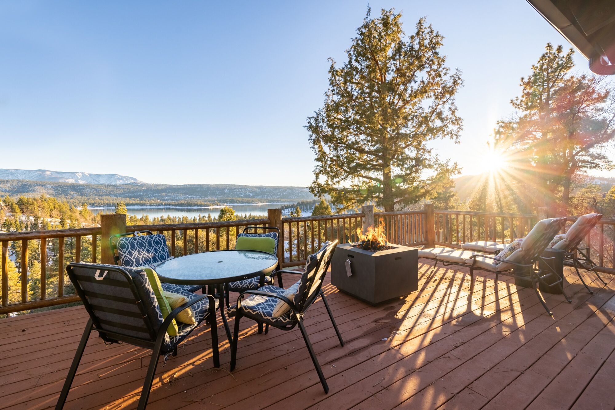 Lakeview Lookout- Fawnskin Family Fun Retreat