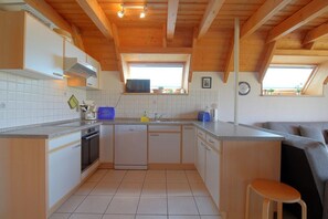 Køleskab, mikrobølgeovn, ovn, opvaskemaskine