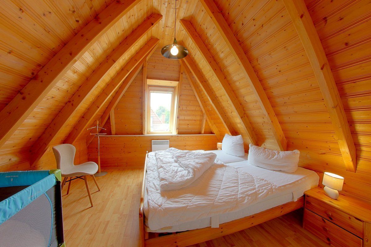 3 bedrooms, travel crib, WiFi