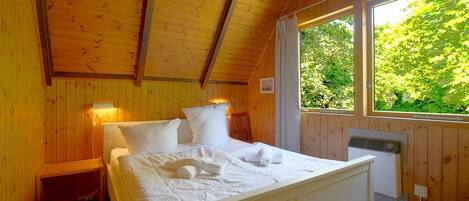 3 soverom, reiseseng for barn og wi-fi