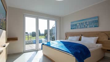 3 bedrooms, WiFi, bed sheets, wheelchair access