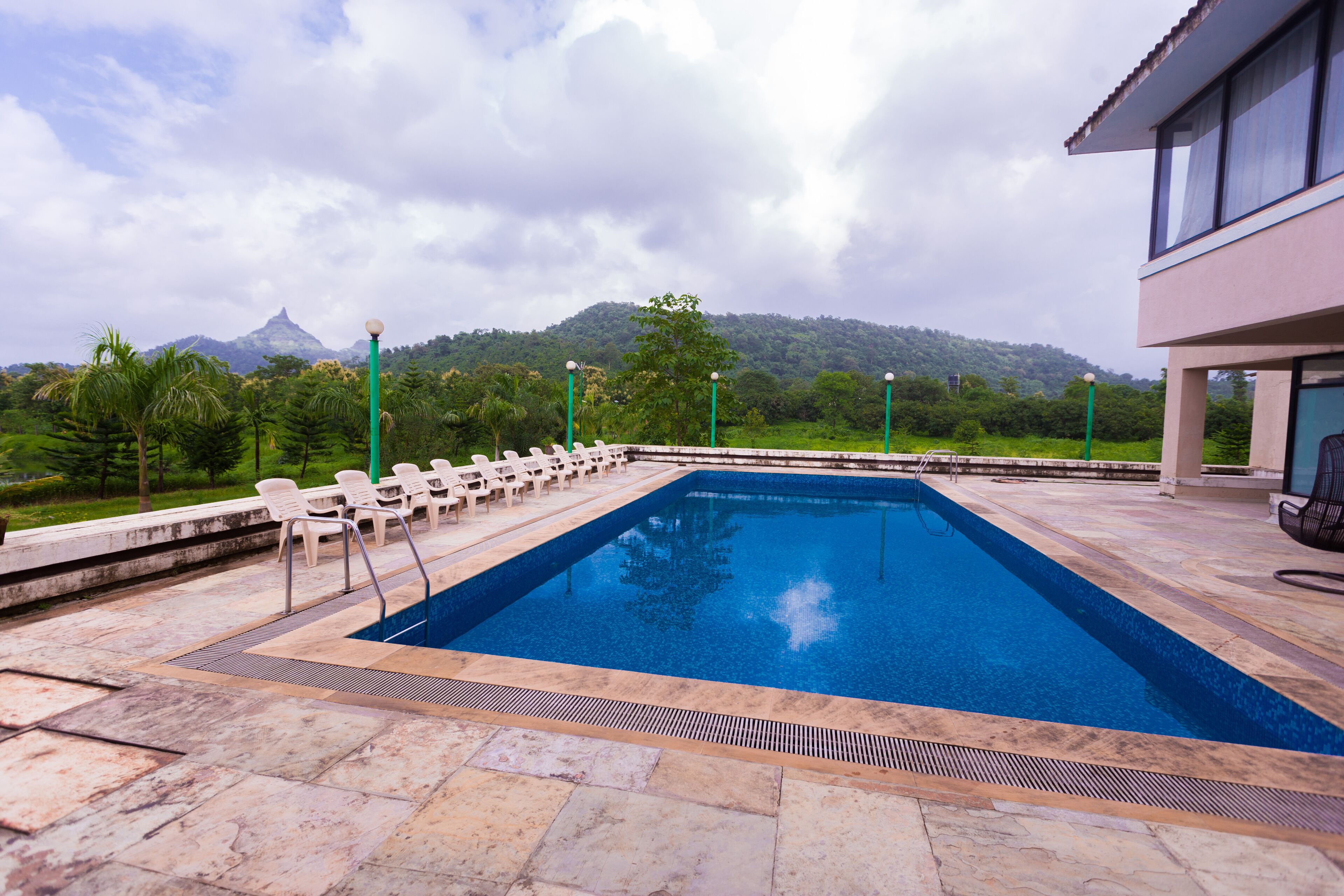 Premium Villa, Multiple Beds | Bed sheets