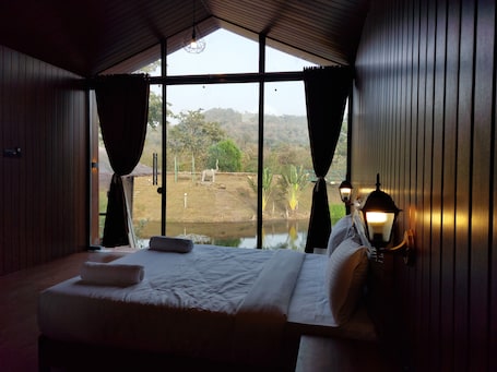 Standard Cottage | Bed sheets. Shetty Farms