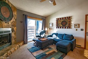 Cheminée, lecteur de DVD