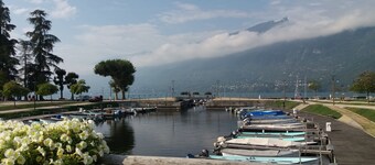 Magnificent apartment in character residence with swimming pool